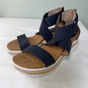 Adrienne Vittadini‎ Cape Ann Wedge Navy Cross-Strap Sandals Size 8.5